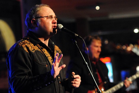 Chris Kramer & Band live