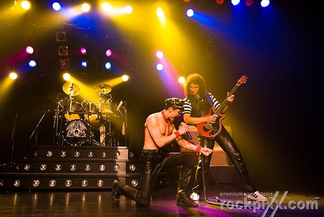 Queen Revival Band live